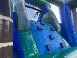 IMG 8203201 1741811581 Surf's Up Bounce House With Slide